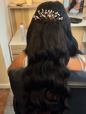 BELLAMI Silk Seam 240g 22" Mochachino Brown (1C) Hair Extensions with carry case